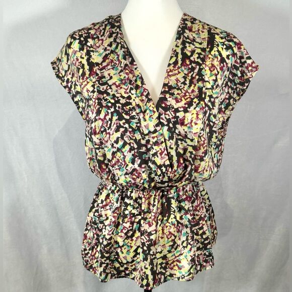 Beautiful colors abstract print faux wrap peplum top size medium - Picture 1 of 5